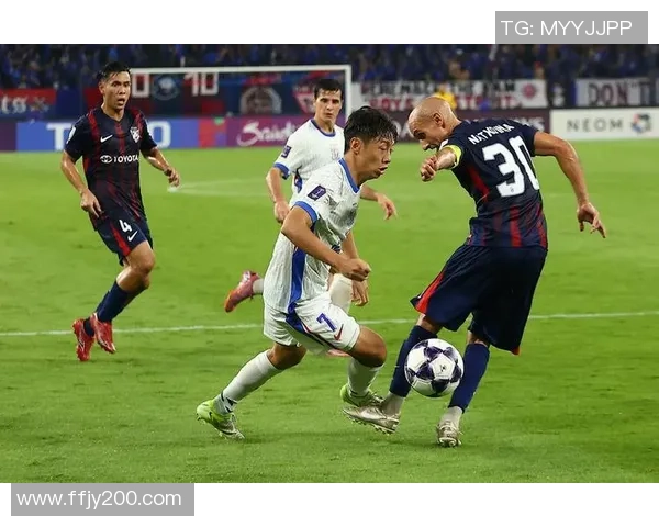 上海申花力争新赛季开门红全力对决强敌挑战再度迈向辉煌 上海申花力争新赛季开门红全力对决强敌挑战再度迈向辉煌