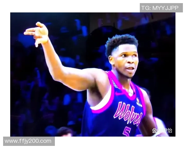 森林狼挑战雷霆 展现年轻球员冲击季后赛决心与实力